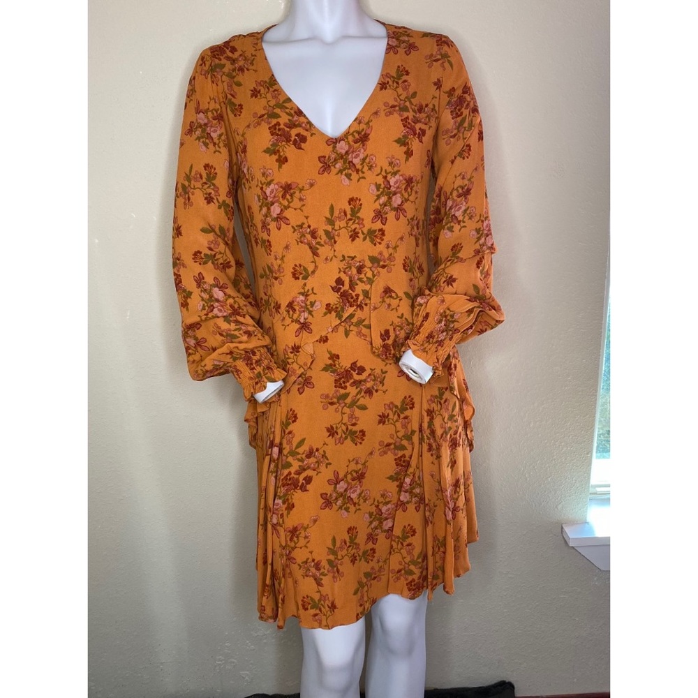 Small A Loves A Sienna Floral Dress - Picture 2 of 9